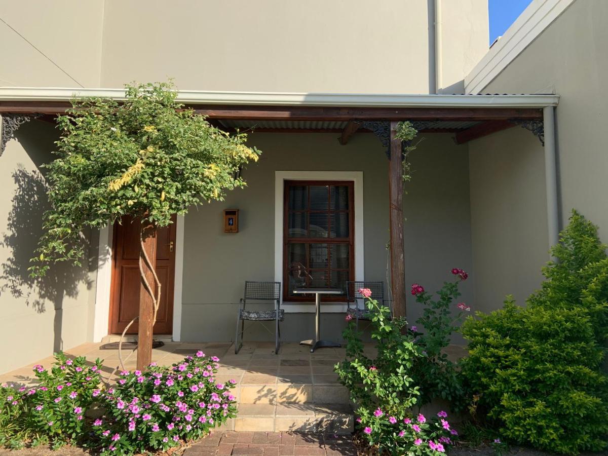 פרנצ'הוק La Gratitude Self Catering Cottage מראה חיצוני תמונה
